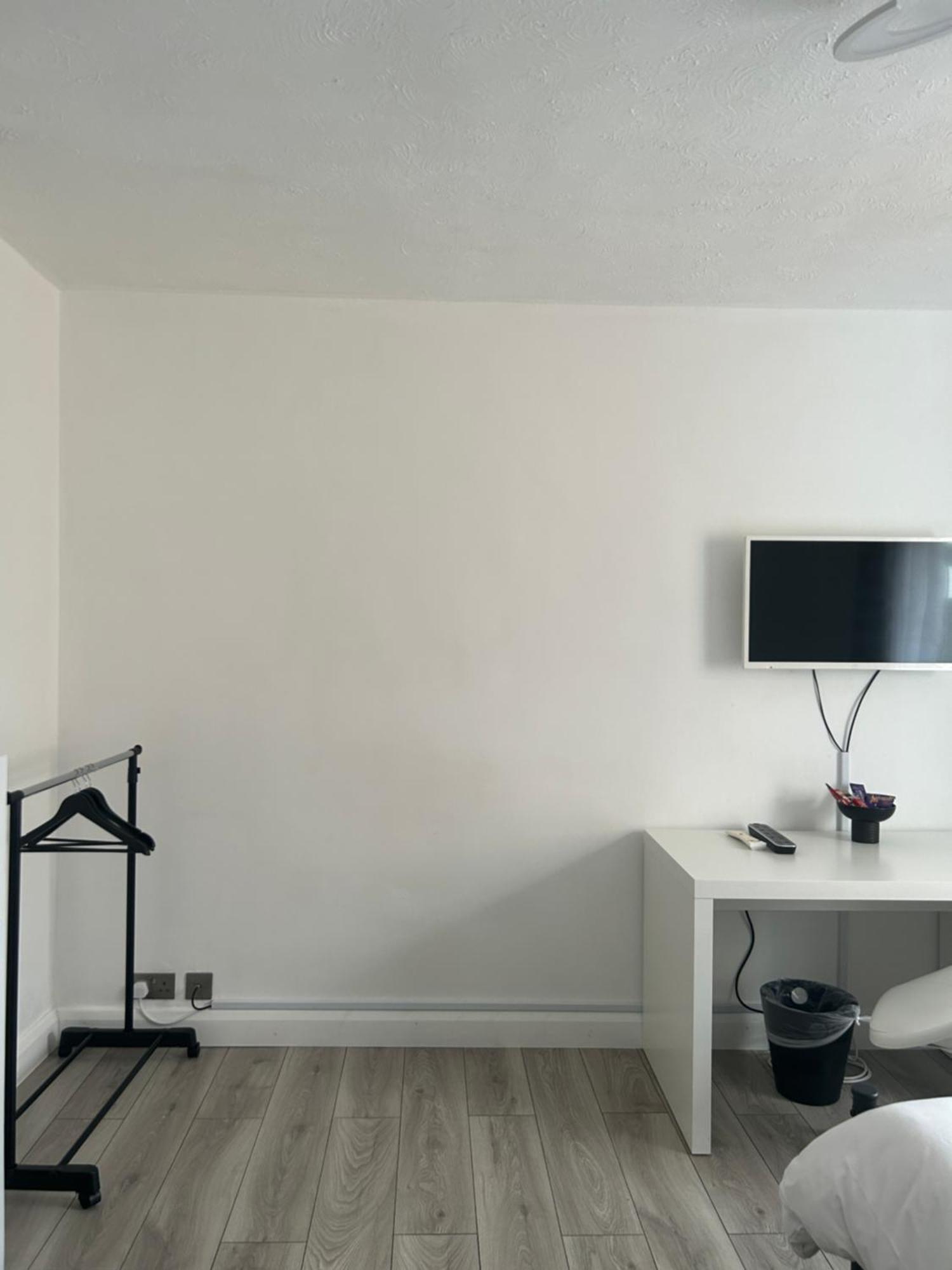 No6 Overnight Stays Free Onsite Parking Hindlip エクステリア 写真