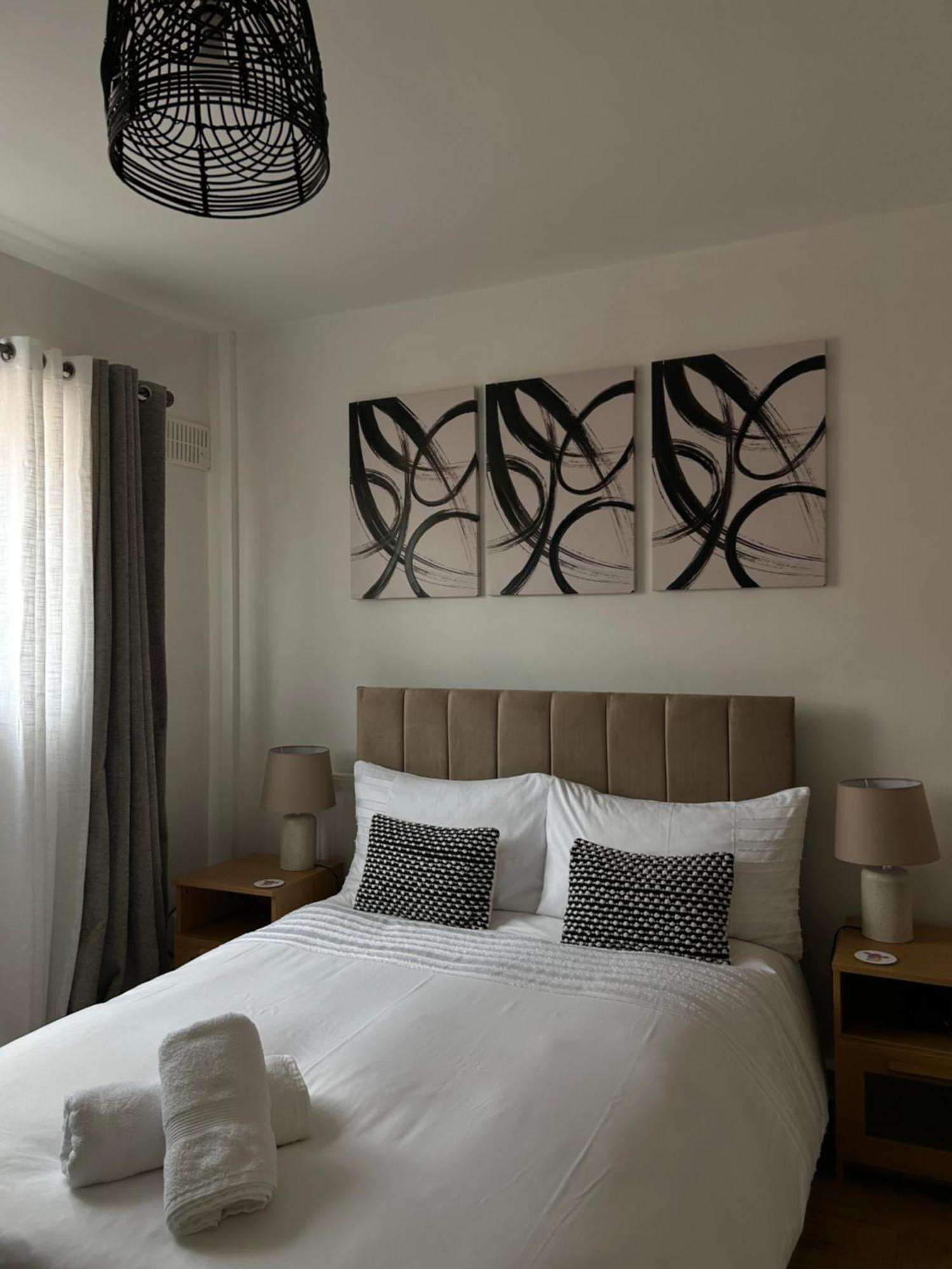 No6 Overnight Stays Free Onsite Parking Hindlip エクステリア 写真